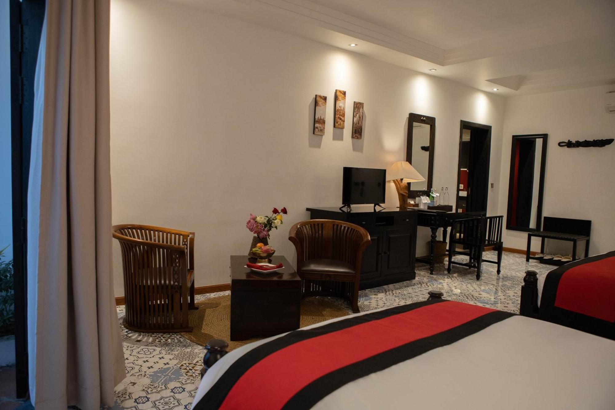 فندق أجنحة لا روز بنوم بنه المظهر الخارجي الصورة